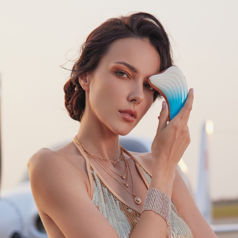 skin lifting massager.jpg